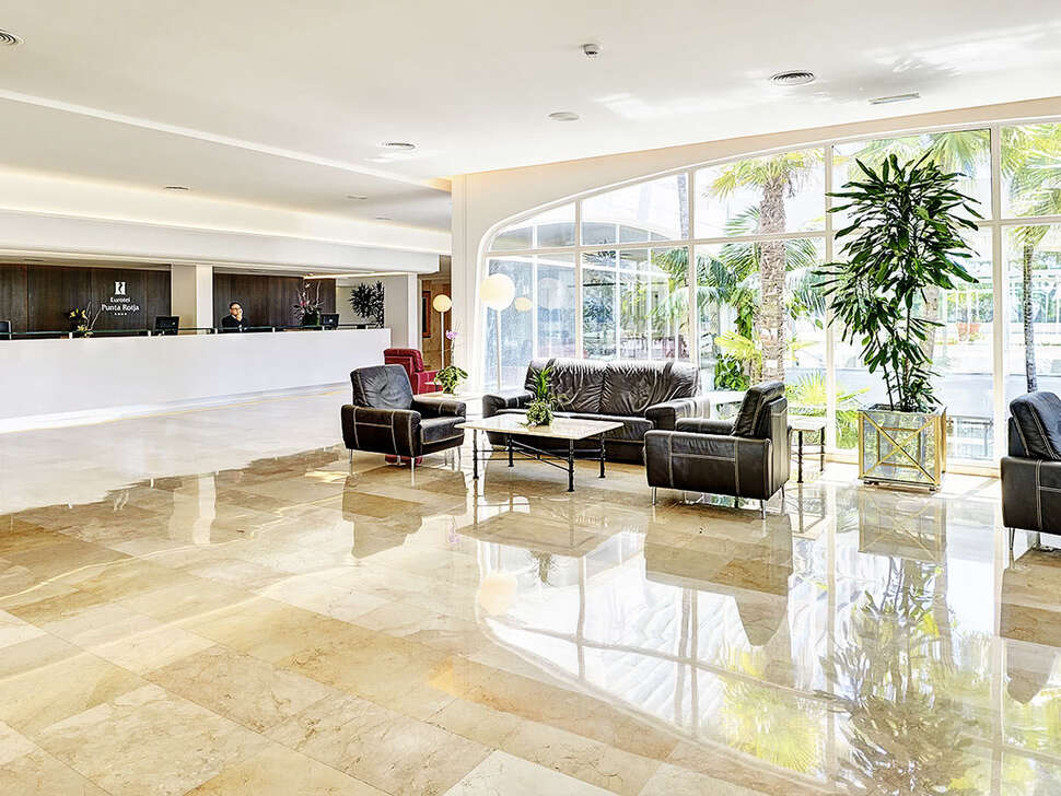 Een foto van het interieur van Hipotels Eurotel Punta Rotja Hotel