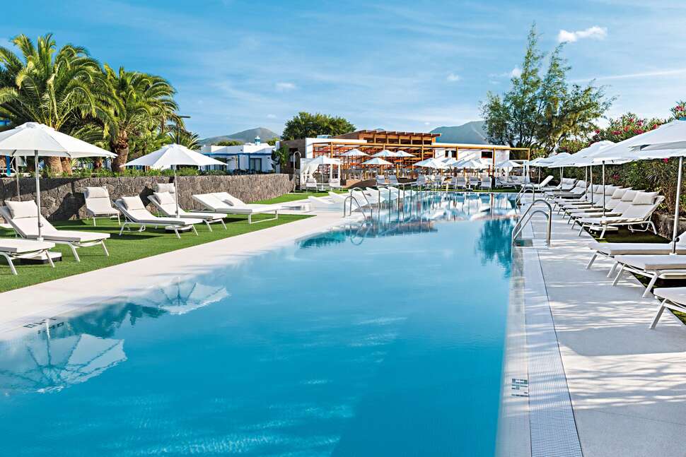 Een foto van een overzicht van Elba Premium Suites
