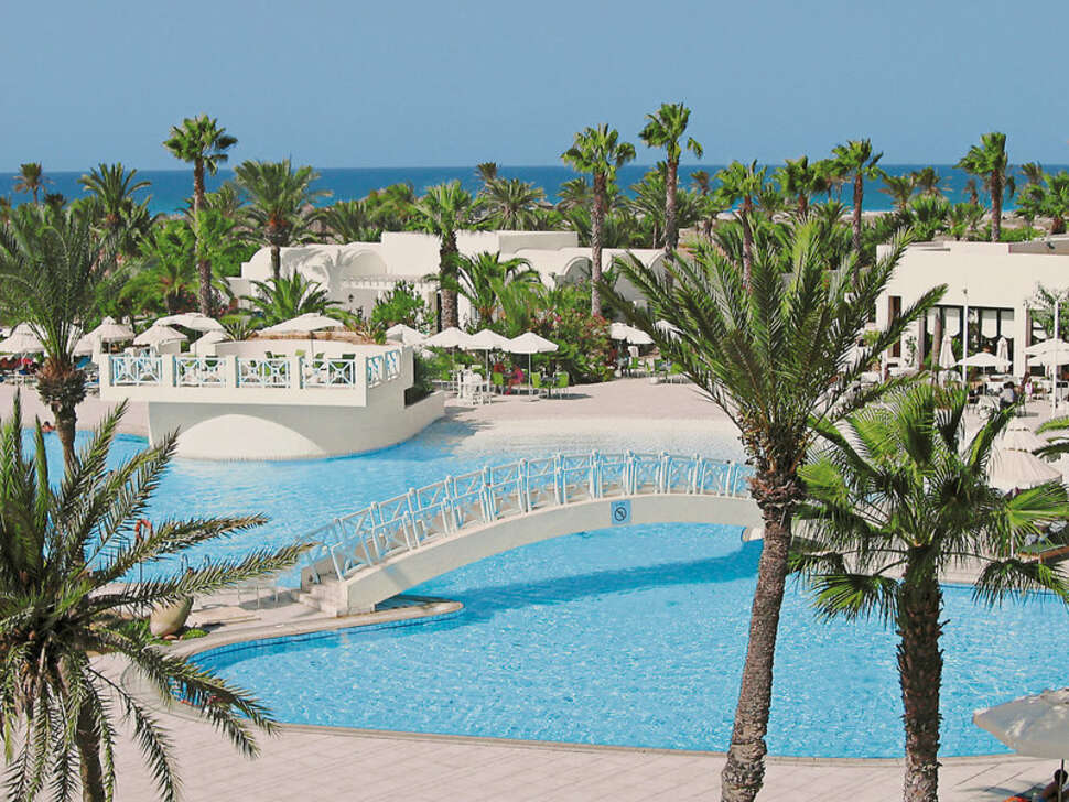 Ein Foto vom Pool im Yadis Djerba Golf Thalasso & Spa