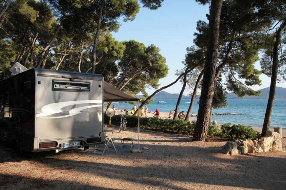 Een foto van de buitenkant van Camping Park Soline