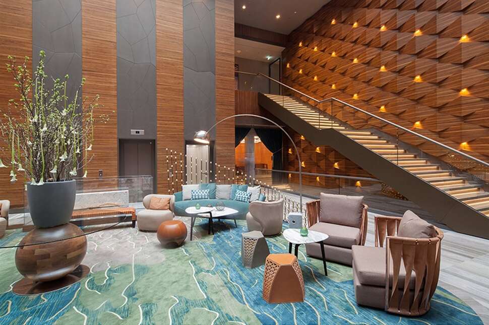 Een foto van het interieur van Titanic Chaussee Berlin