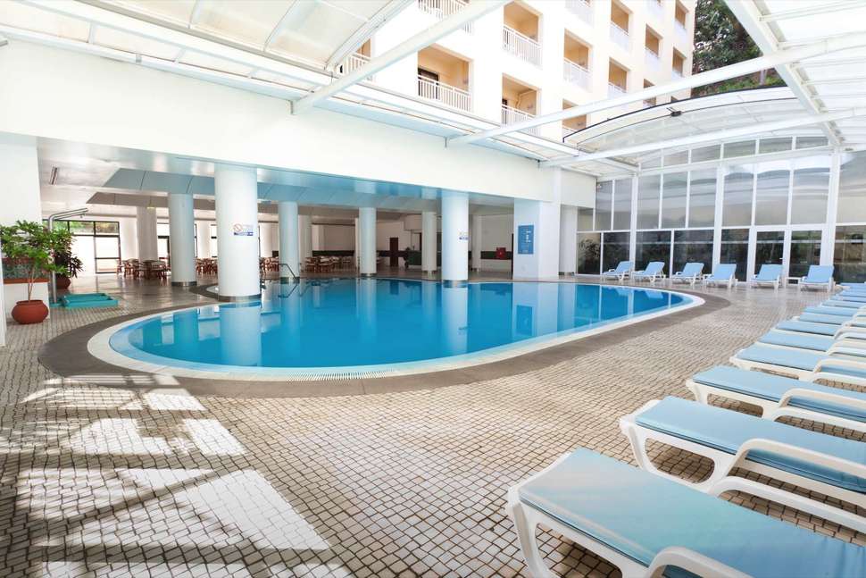 Een foto van het zwembad bij Alto Lido Hotel