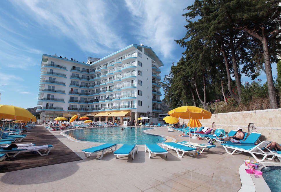 Een foto van het zwembad bij Hotel Arora