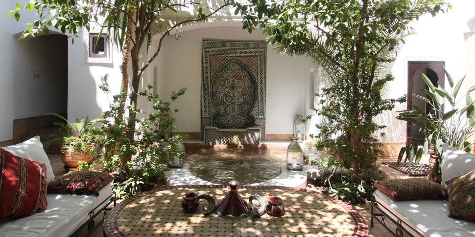 Een foto van het terras bij Riad Petit Karmela