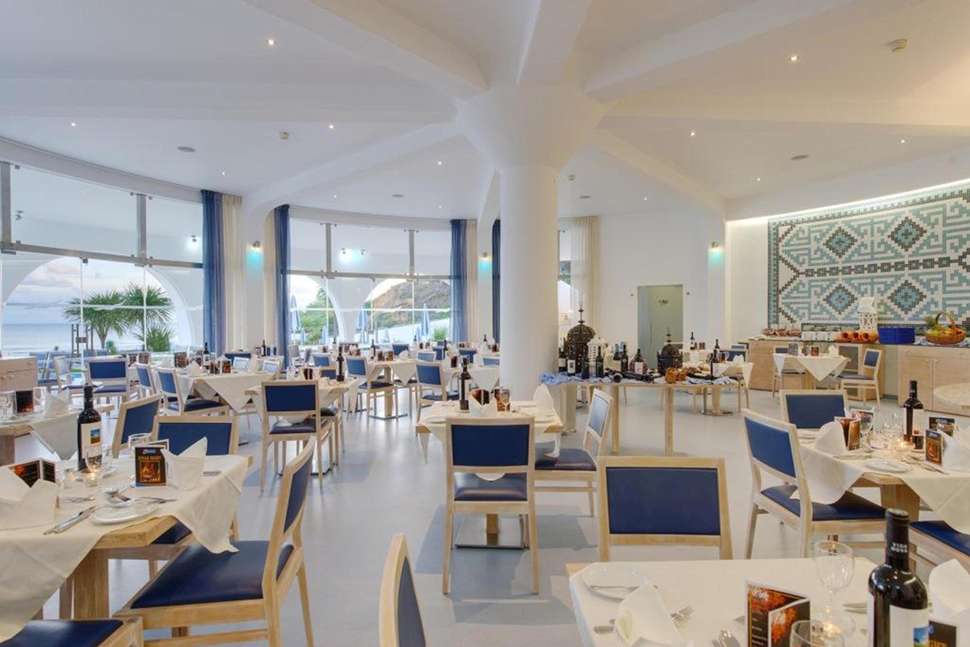 Een foto van de faciliteiten bij Grand Muthu Oura View Beach Club