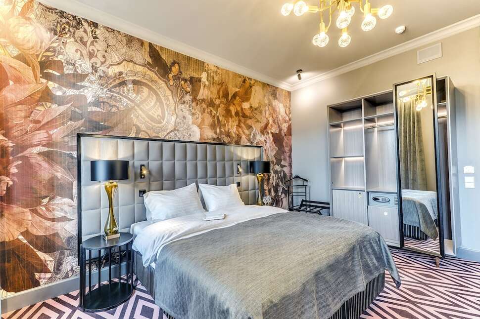 Een foto van Grand Poet Hotel