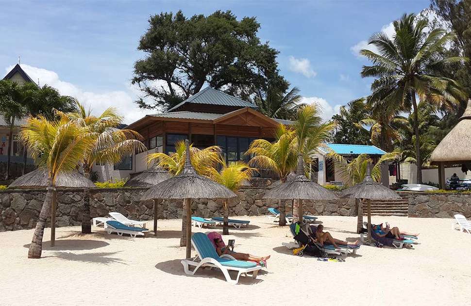 Een foto van het strand bij Anelia Resort & Spa