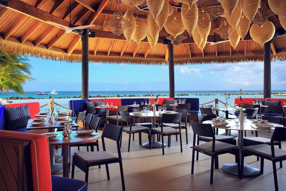 Een foto van de faciliteiten bij Renaissance Wind Creek Aruba Resort