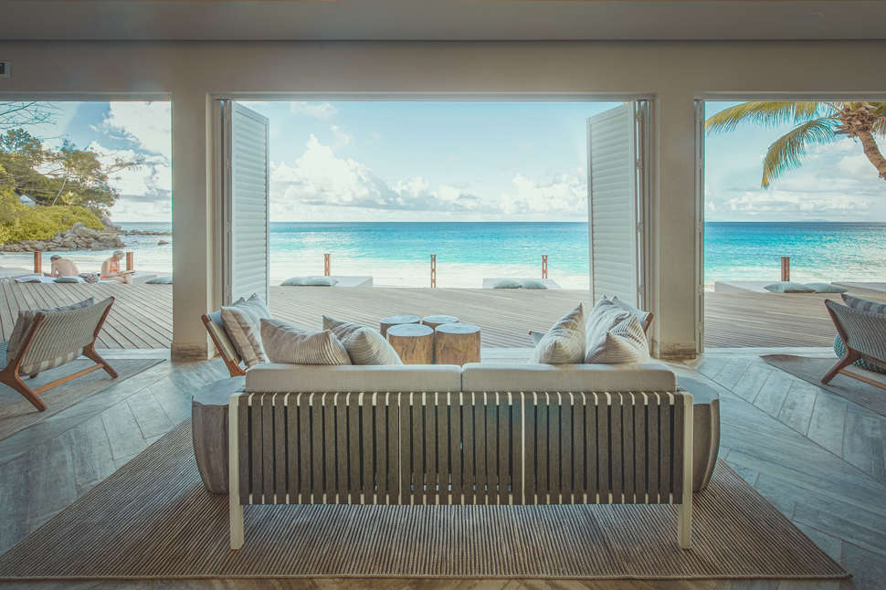 Een foto van het interieur van Carana Beach Hotel