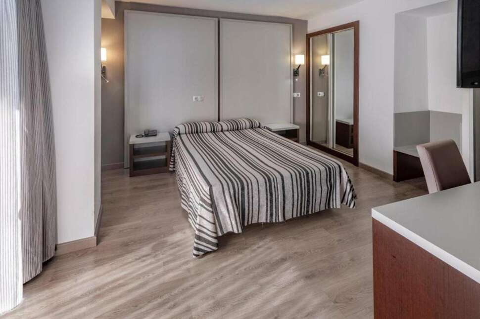 Ein Foto Summer Hotel