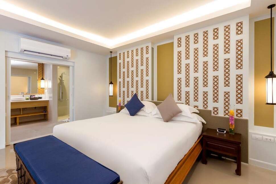Ein Foto Outrigger Surin Beach Resort
