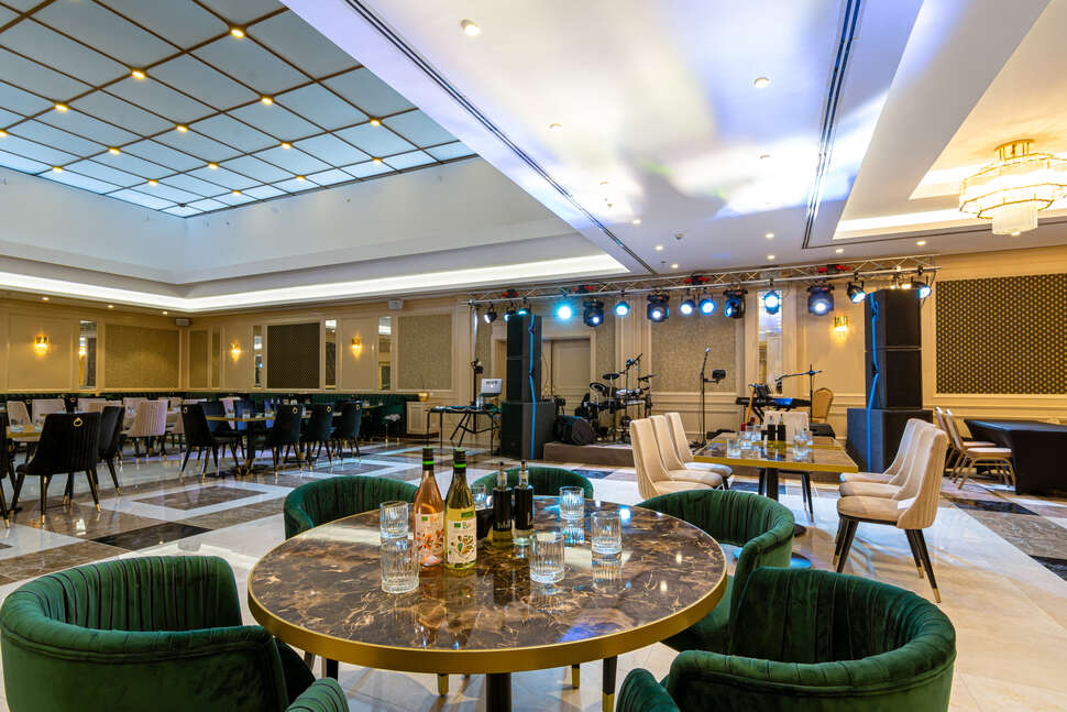 Een foto van Astoria Grand Hotel