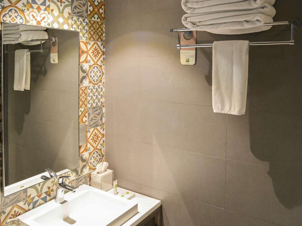 Ein Foto Ibis Styles Dubai Jumeira