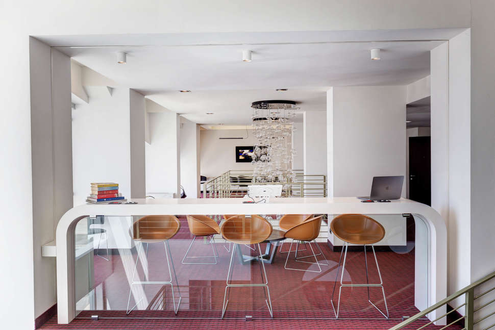 Een foto van het interieur van iH Hotels Roma Z3