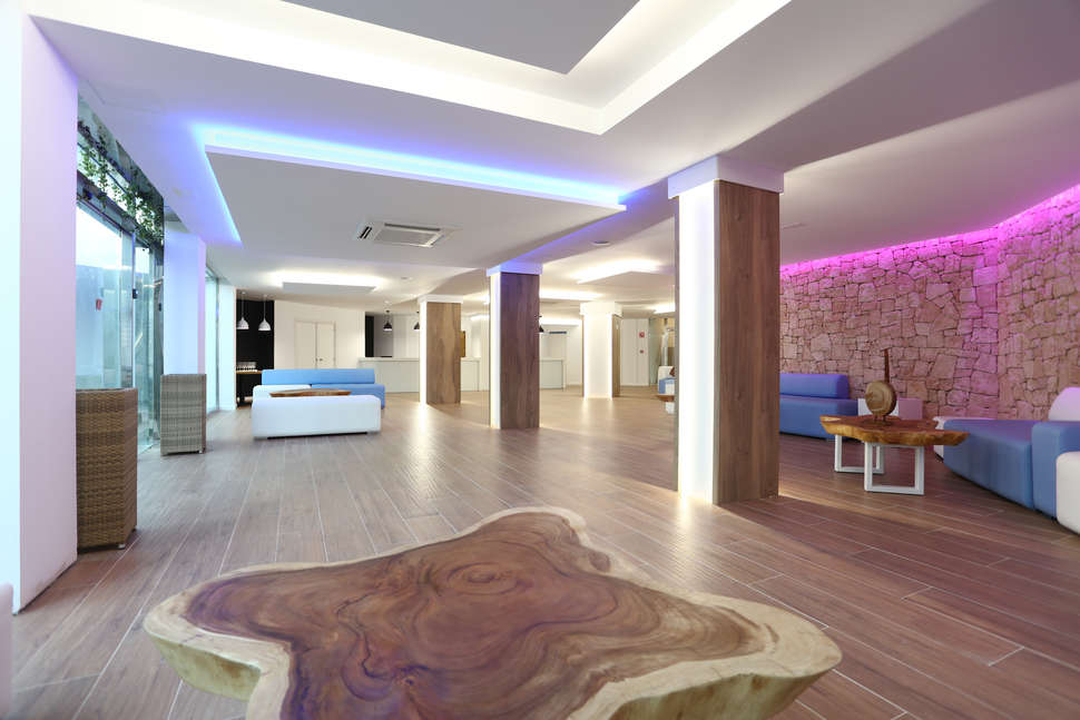 Een foto van het interieur van Sandos El Greco Beach Hotel