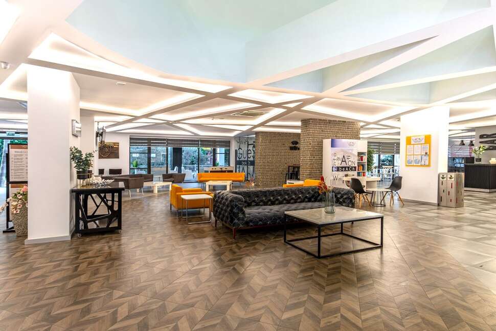 Ein Foto White City Beach Hotel