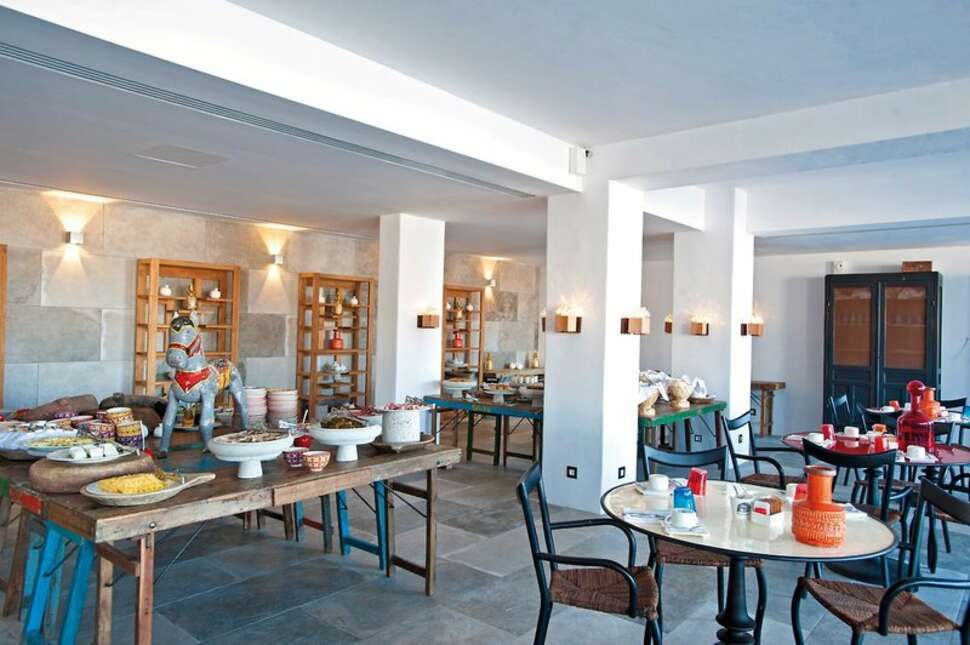 Ein Foto von den Einrichtungen im Myconian Avaton Resort