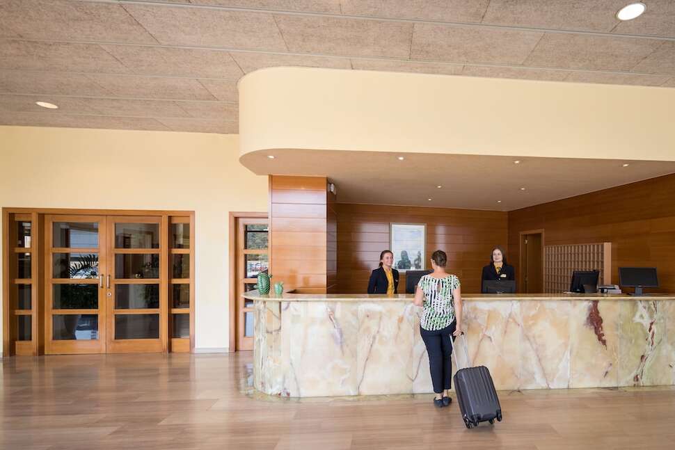 Een foto van het interieur van H-Top Royal Sun Suites
