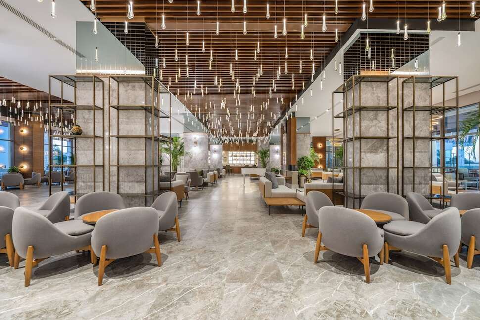 Een foto van het interieur van Sural Saray