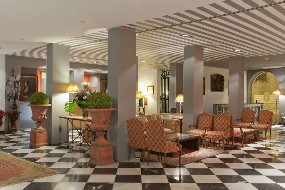 Ein Foto von den Einrichtungen im Dona Maria Hotel