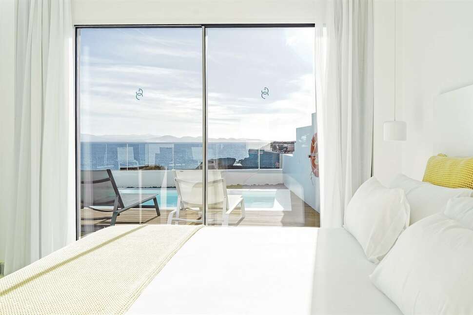 Een foto van CalaLanzarote Suites Hotel