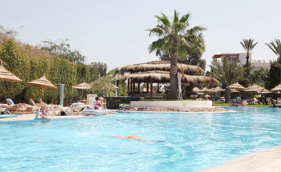 Een foto van het zwembad bij Aqua Mirage Marrakech