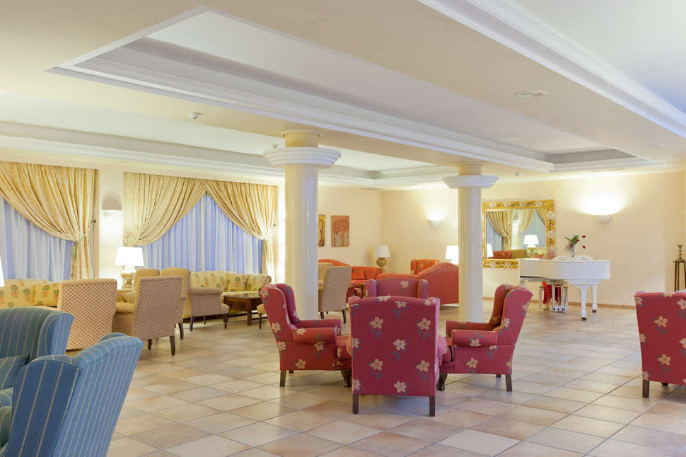 Een foto van het interieur van Hotel Lago Garden Suites & Spa