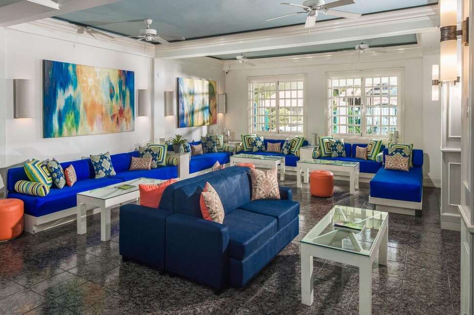 Een foto van het interieur van Deja Resort