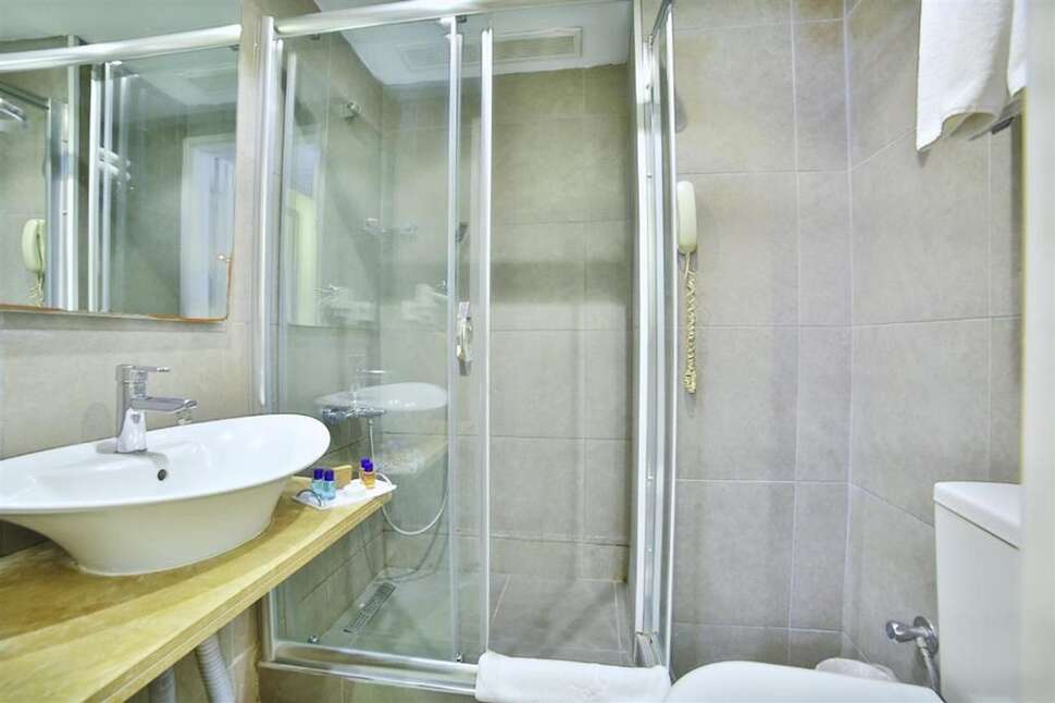 Een foto van All Seasons Hotel