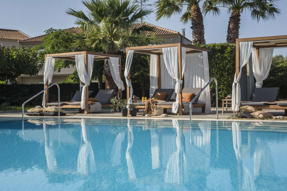 Een foto van het zwembad bij Avithos Resort