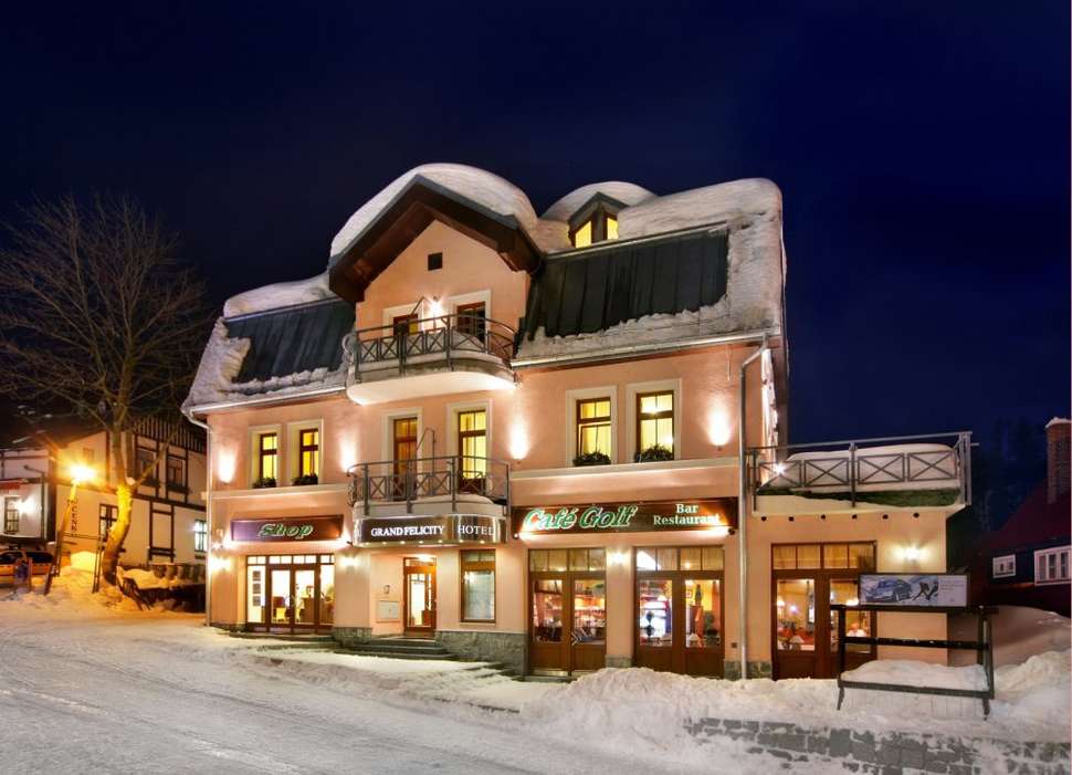 Een foto van Hotel Grand