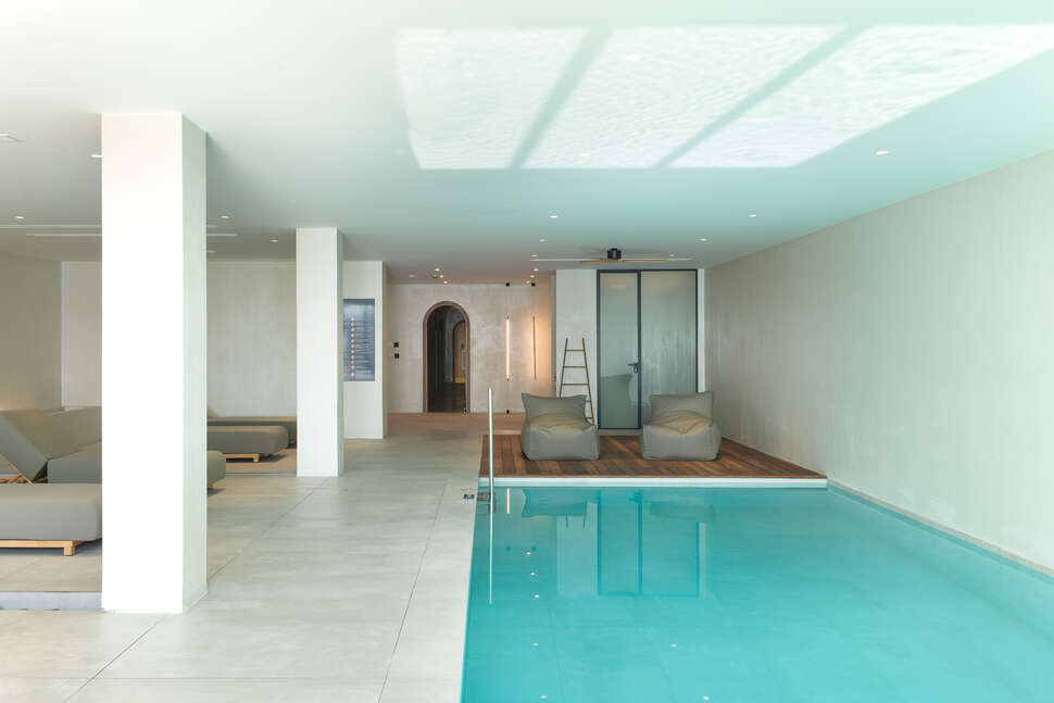 Ein Foto vom Pool im Koia All-Suite Wellbeing Resort