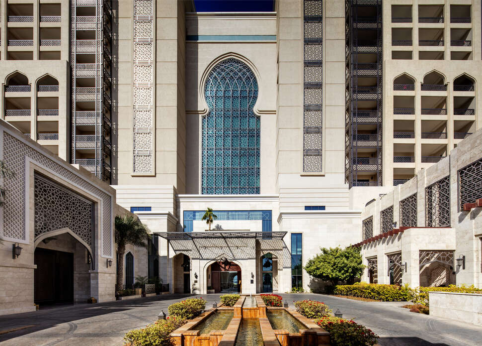 Ein Foto The Luxury Collection Hotel Ajman Saray