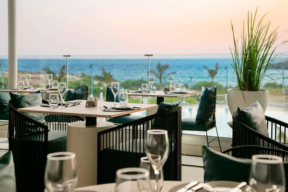 Een foto van de faciliteiten bij Nissiblu Beach Resort