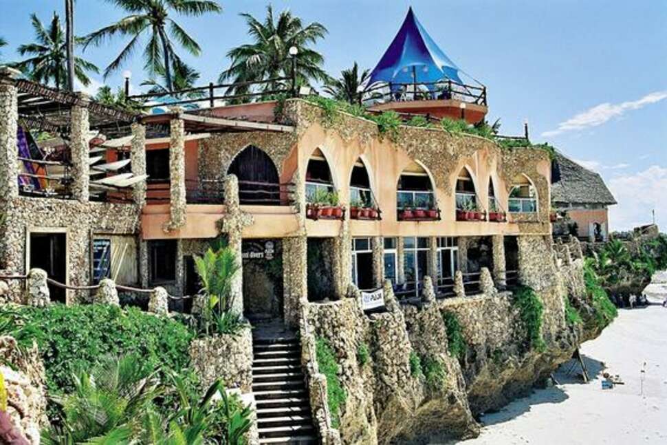 Ein Foto Bahari Beach Hotel