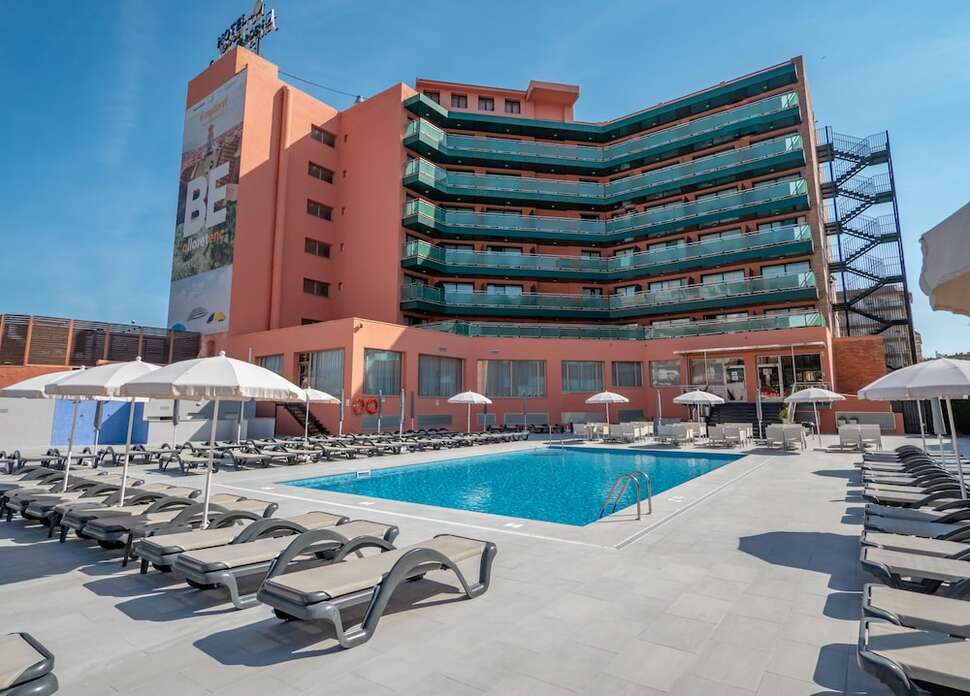 Een foto van Hotel Fenals Garden