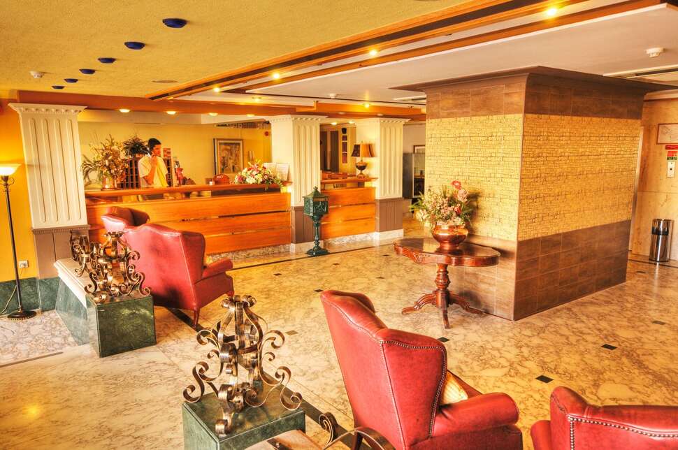 Een foto van het interieur van Soreda Hotel