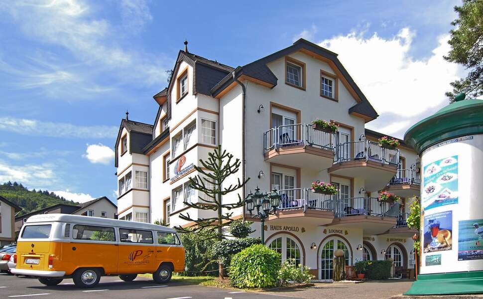 Een foto van een overzicht van Moselromantik Hotel Panorama am Panoramabogen