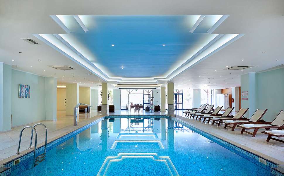 Een foto van het zwembad bij Labranda Miraluna Village & Spa