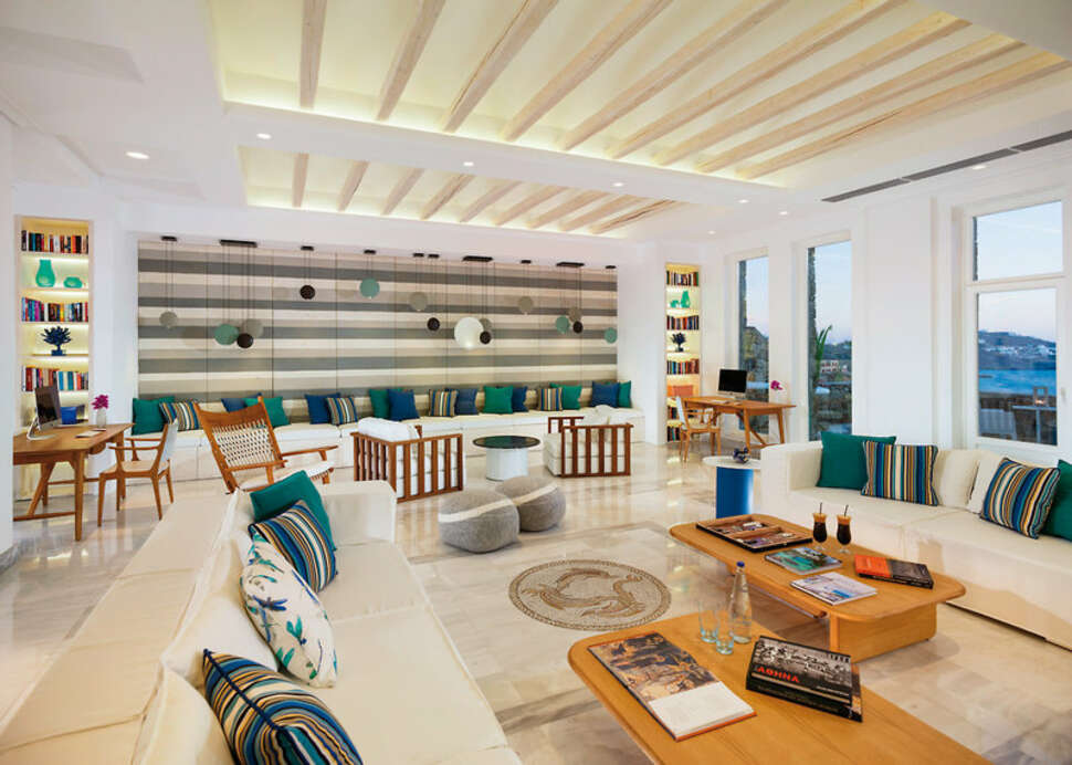 Een foto van het interieur van Mykonos Grand Hotel & Resort