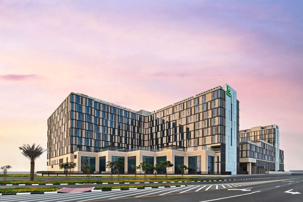 Ein Foto Holiday Inn Dubai Al-Maktoum Airport