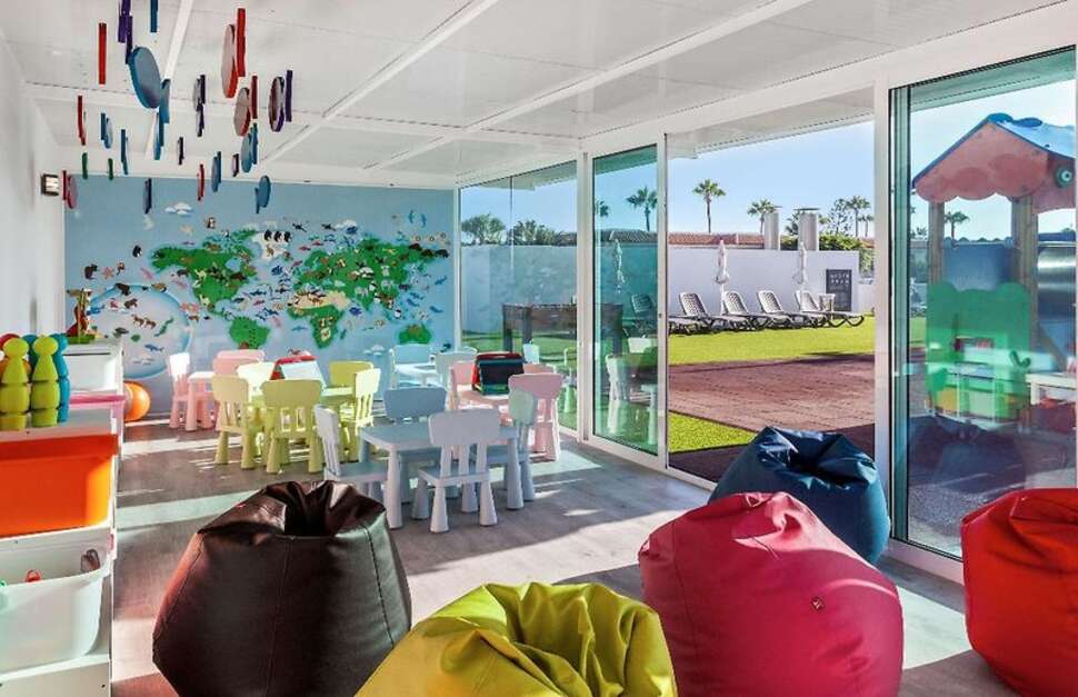 Een foto van de faciliteiten bij Barcelo Corralejo Sands