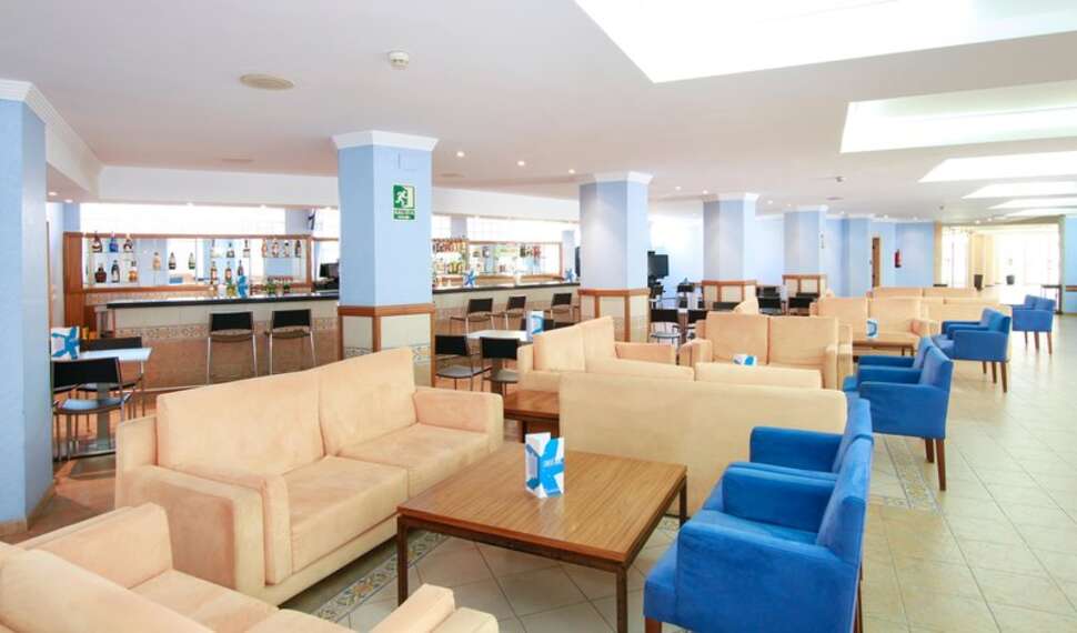 Een foto van het interieur van Hotel Alba Beach