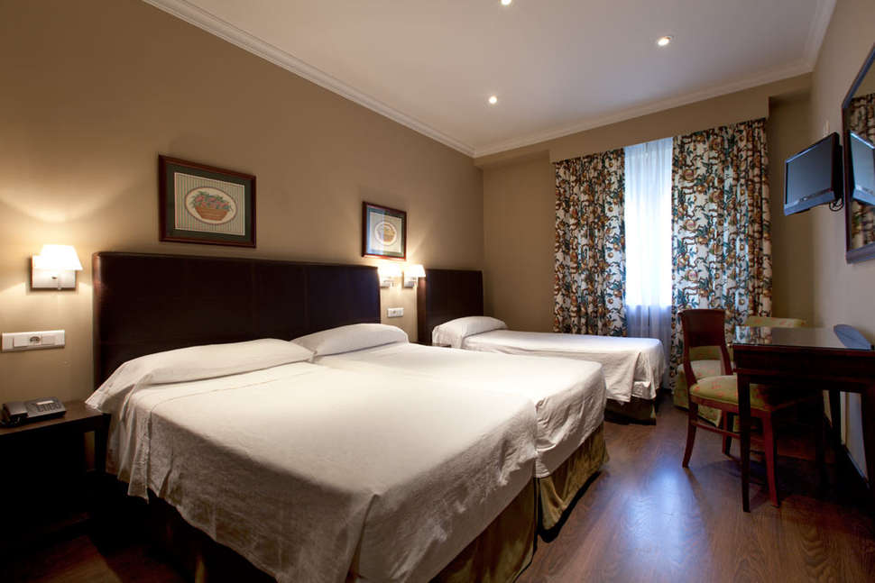 Ein Foto Hotel Moderno