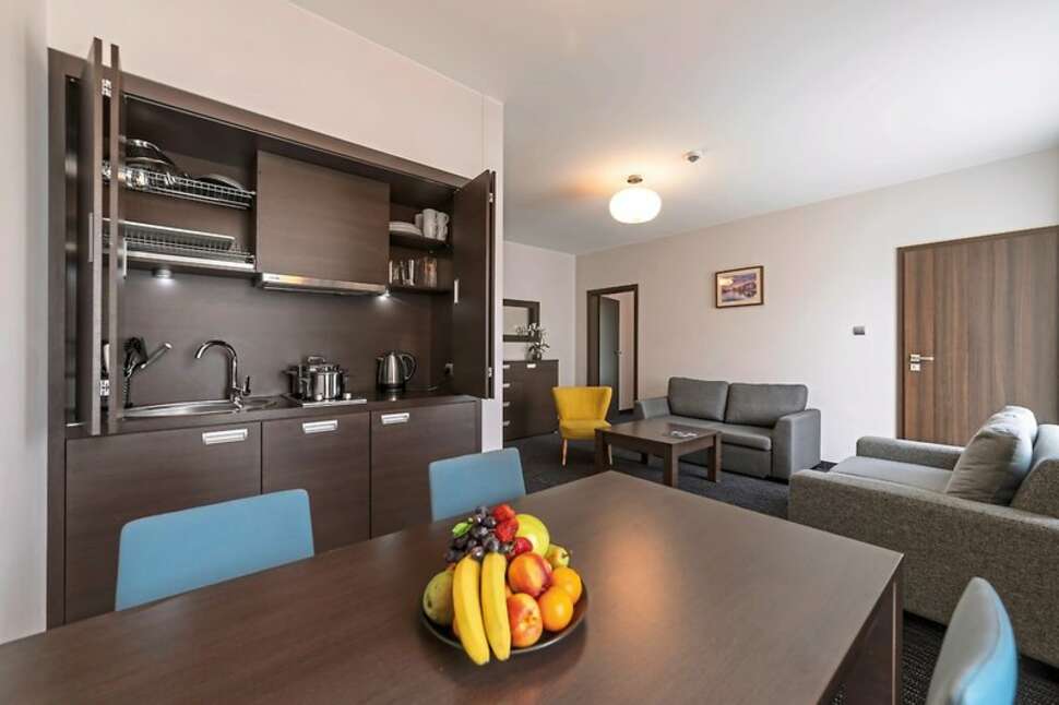 Ein Foto Golden Tulip Gdansk Residence