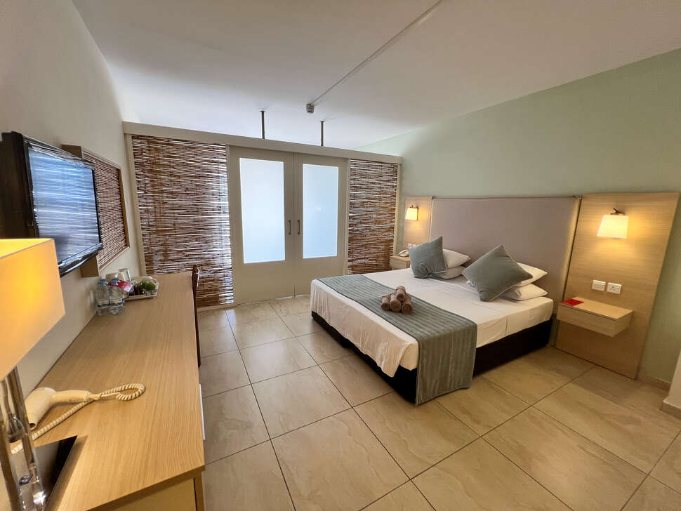 Een foto van Ramada Hotel & Suites by Wyndham Ayia Napa