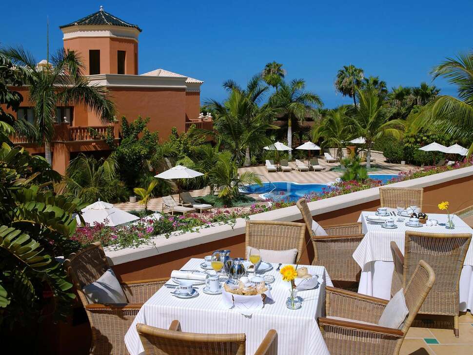 Ein Foto vom Pool im 1881 Tenerife Las Madrigueras Golf Hotel