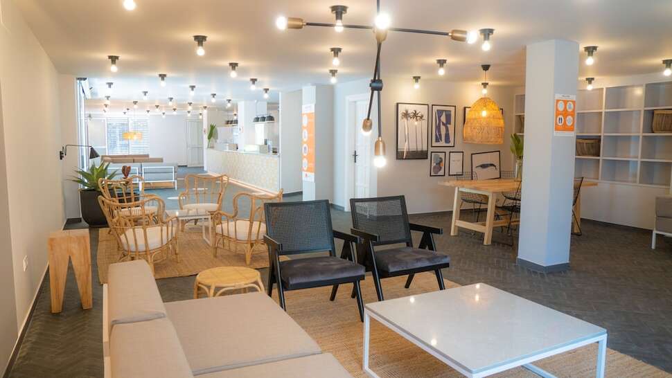 Een foto van het interieur van Hotel Coral Compostela Beach