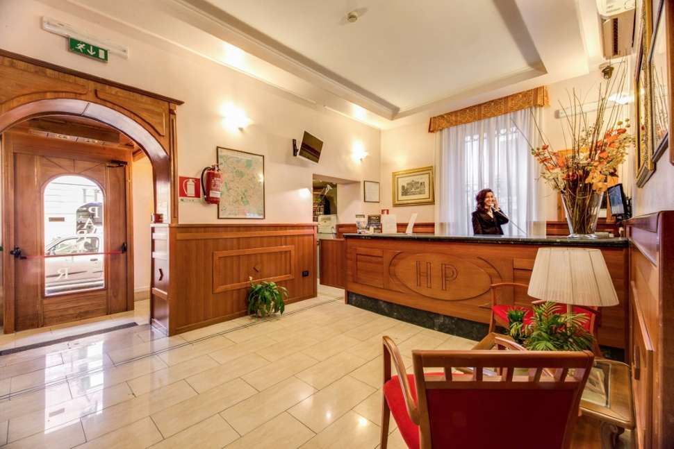 Een foto van het interieur van Hotel Parker