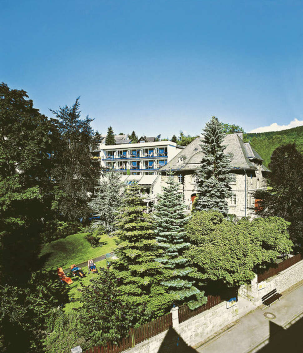 Een foto van de buitenkant van Ruters Parkhotel